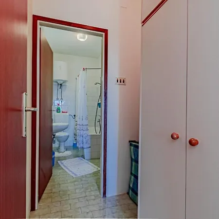 With Parking Space Orebic, Peljesac - 10178 דירה